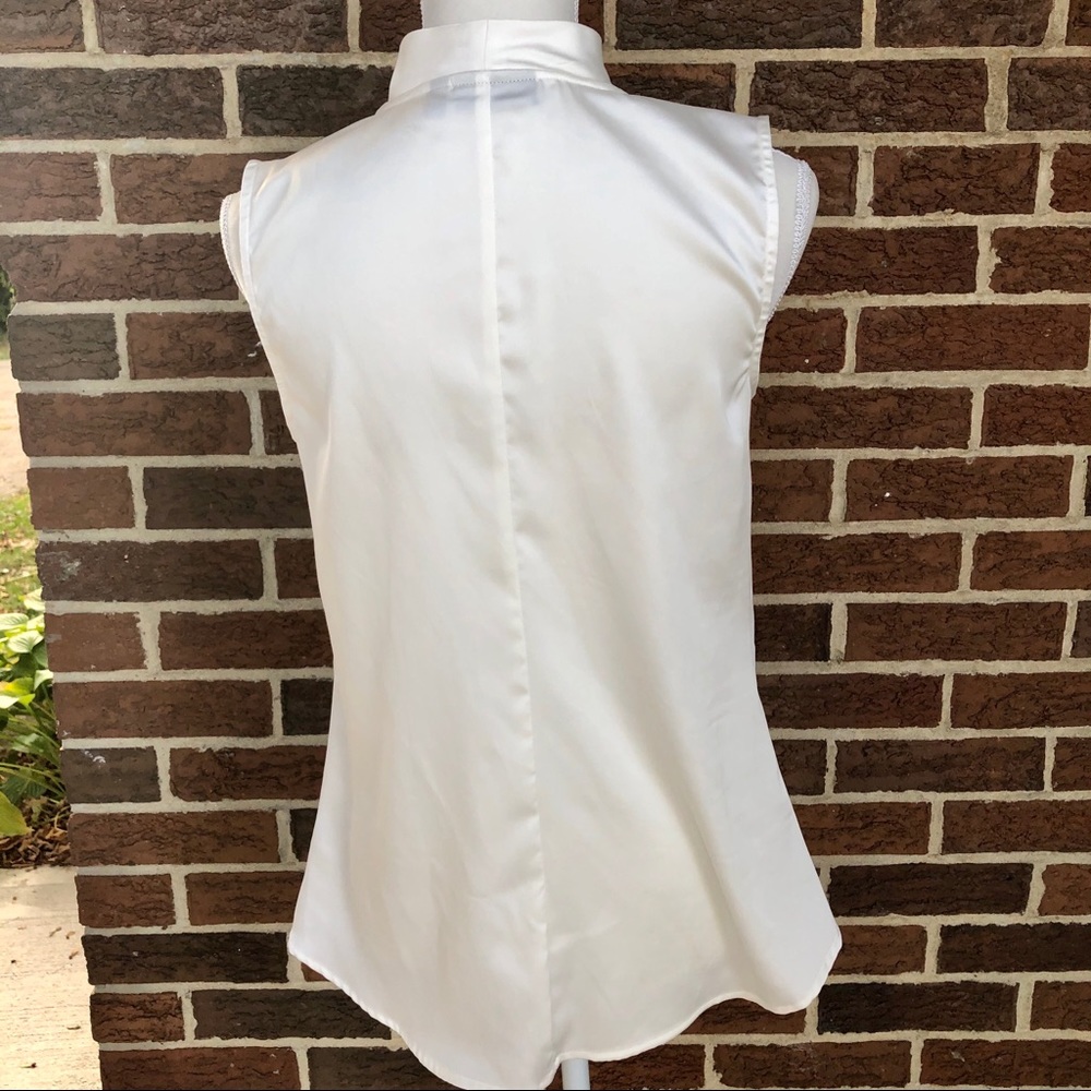 Apt 9 Ivory Cowl Neck Sleeveless Blouse Sz M - Picture 3 of 6